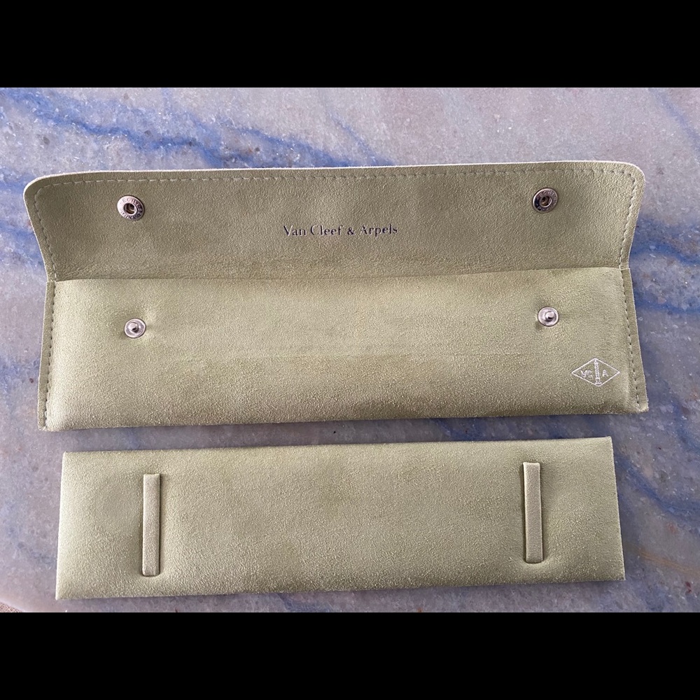 Van Cleef & Arpels Travel pouch